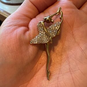 This is a gift from my mom..she bought it in Bali